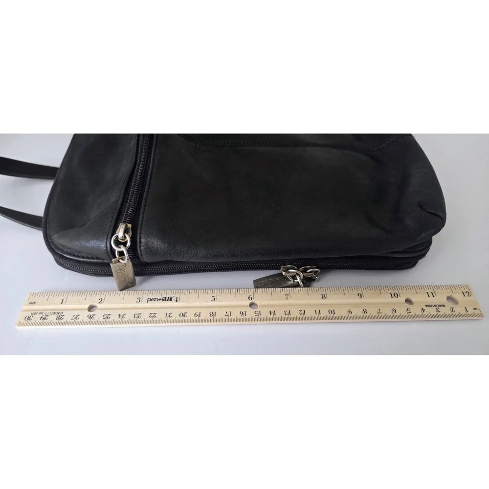 Tignanello Black Soft Leather Sling Backpack Purse Bag Vintage Y2K Convertible‎